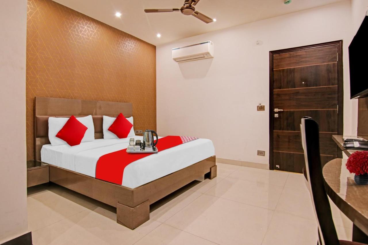 Hotel 19 West New Delhi Exterior foto